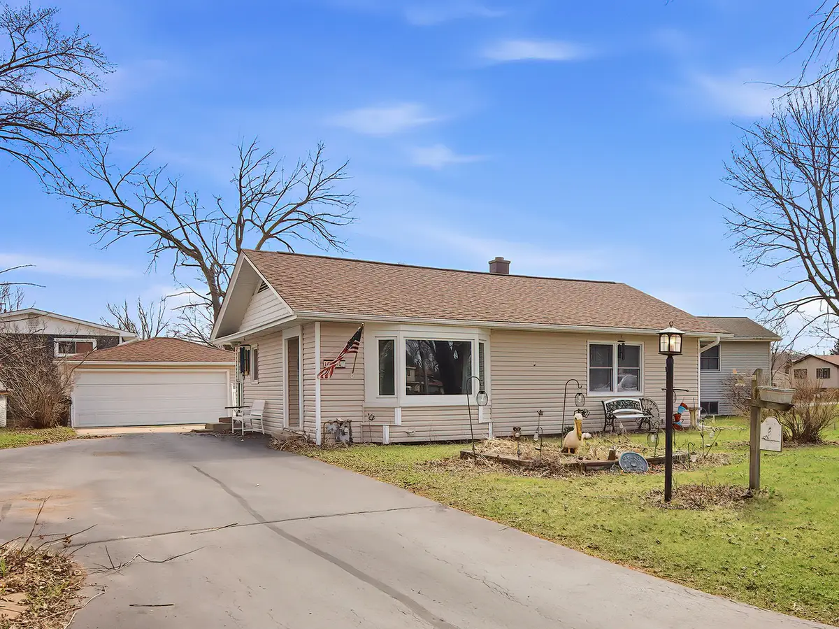 10004 W Nippersink Drive, Richmond, IL 60071 - #1
