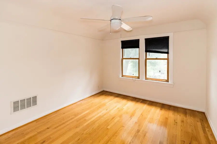 3246 N Richmond Street, Chicago, IL 60618 - #2