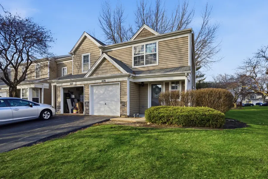 1670 College Green Drive, Elgin, IL 60123 - #2