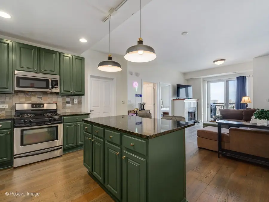 828 W Grace Street #1404, Chicago, IL 60613 - #3