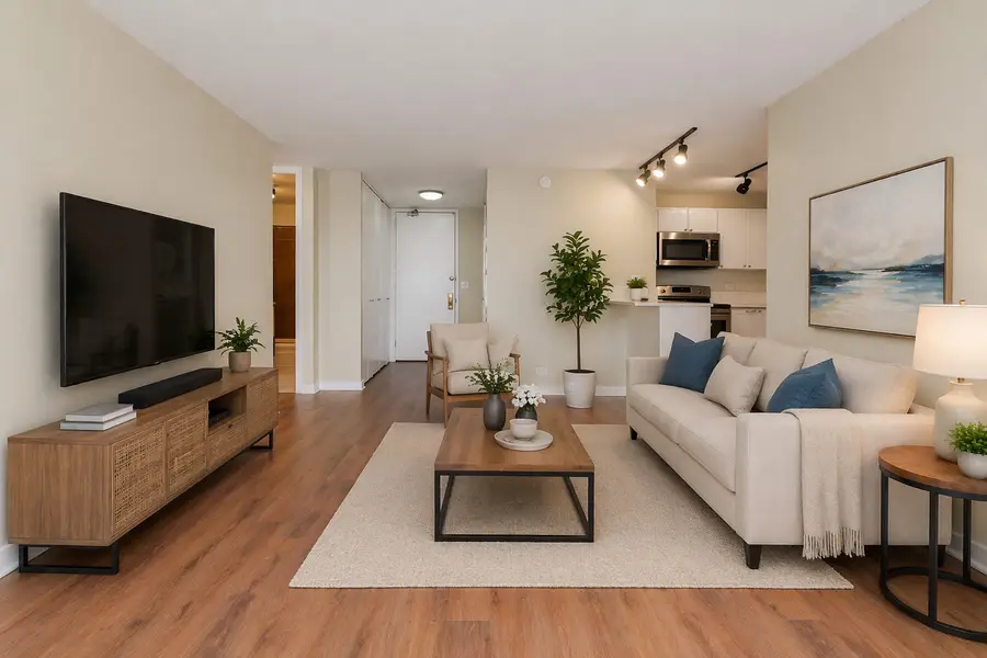 655 W Irving Park Road #3704, Chicago, IL 60613 - #3