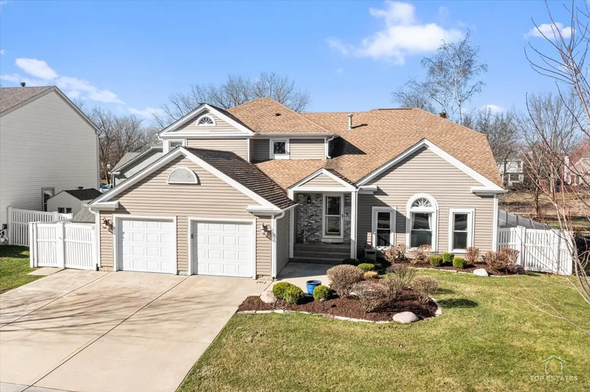 1894 Maine Drive, Elk Grove Village, IL 60007 - #1