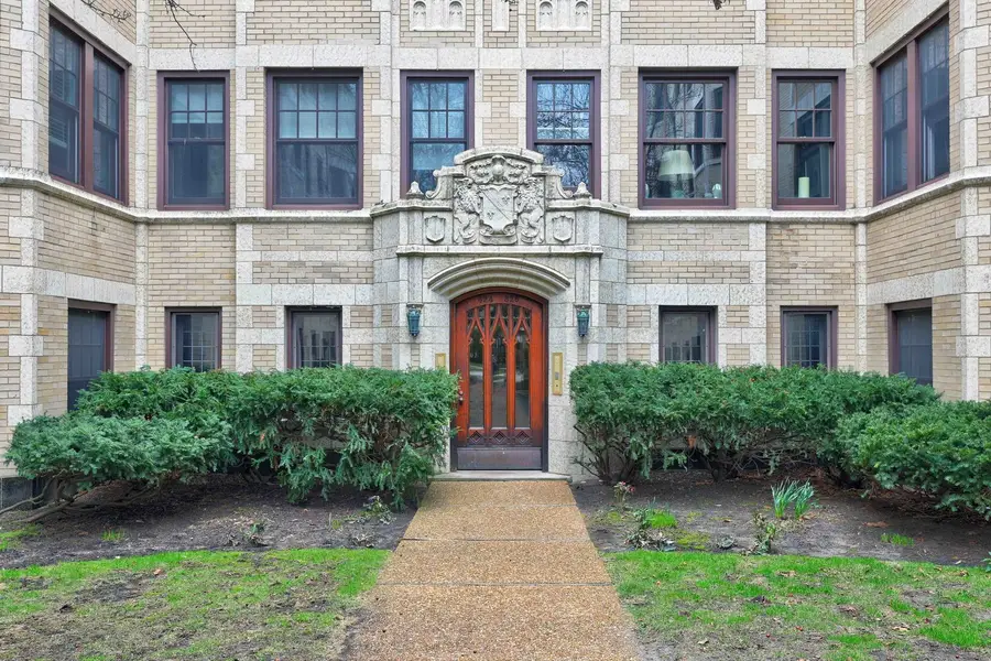 826 Judson Avenue #4, Evanston, IL 60202 - #2