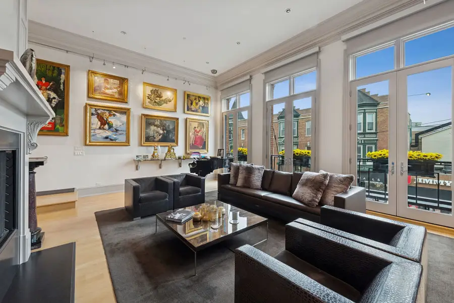 2217 N Clybourn Avenue, Chicago, IL 60614 - #3