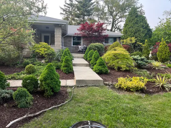 Address Withheld By Seller, Hickory Hills, IL 60457