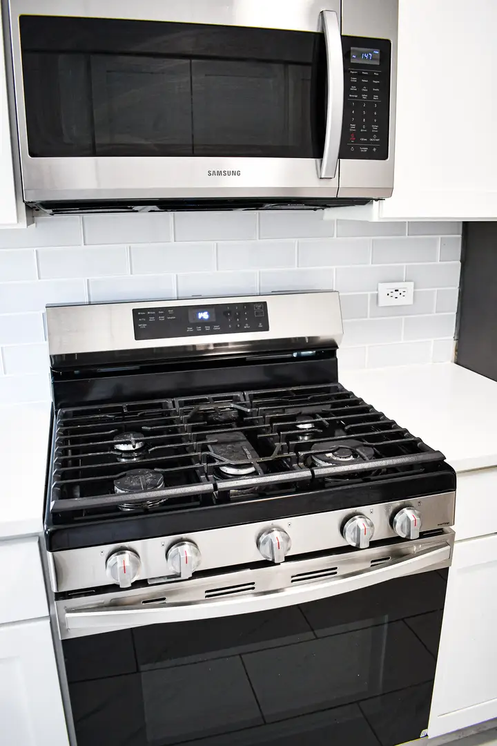 945 Commonwealth Court #4, Vernon Hills, IL 60061 - #3