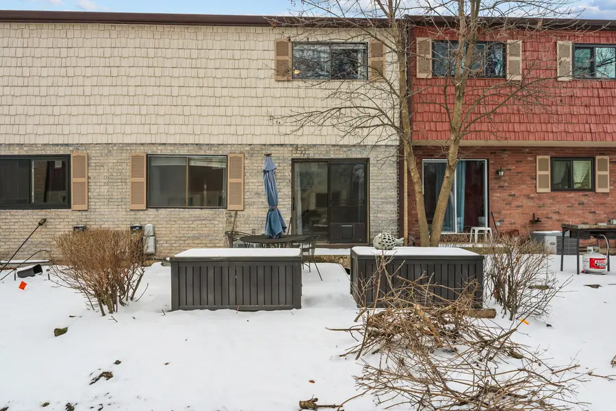 1528 Chippewa Trail, Wheeling, IL 60090 - #3