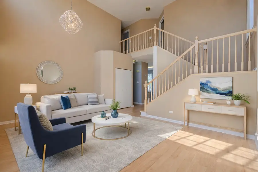 252 Balmoral Court, Glendale Heights, IL 60139 - #3