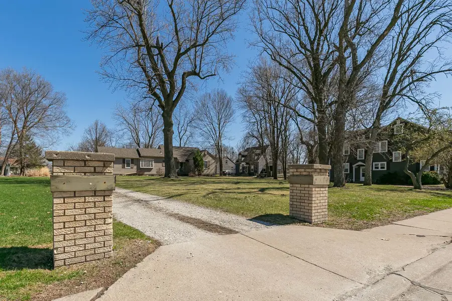 2317 17th Street, Rock Island, IL 61201 - #2