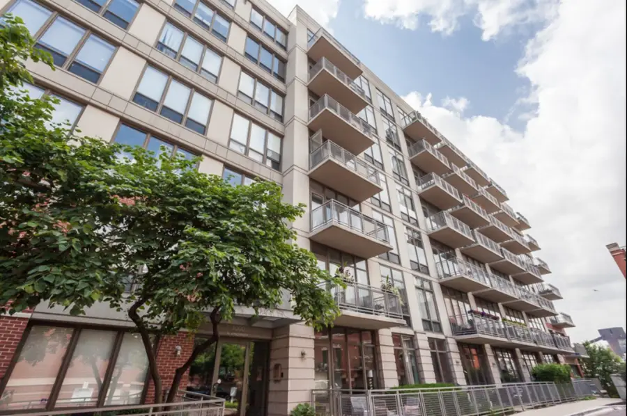 1000 N Kingsbury Street #104, Chicago, IL 60610 - #2
