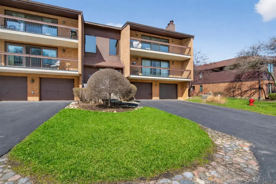 8150 Brookside Drive #204, Palos Park, IL 60464 - #2