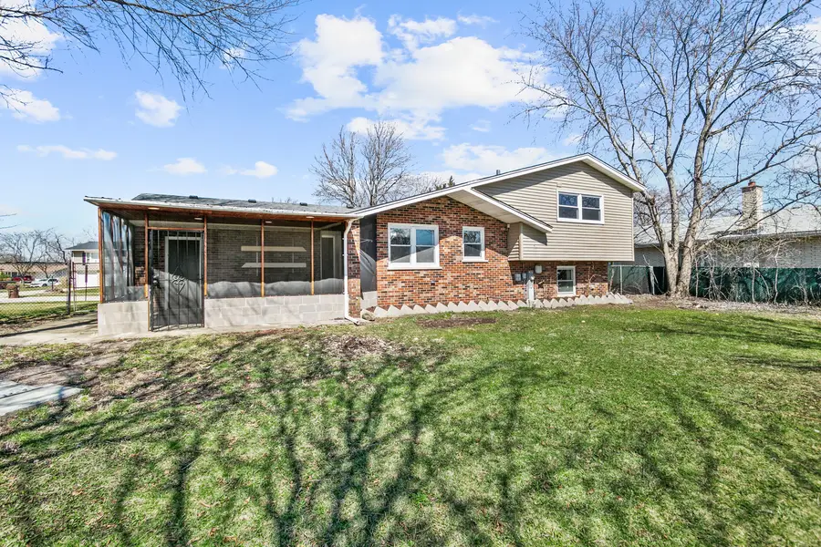 6151 Victoria Drive, Oak Forest, IL 60452 - #2