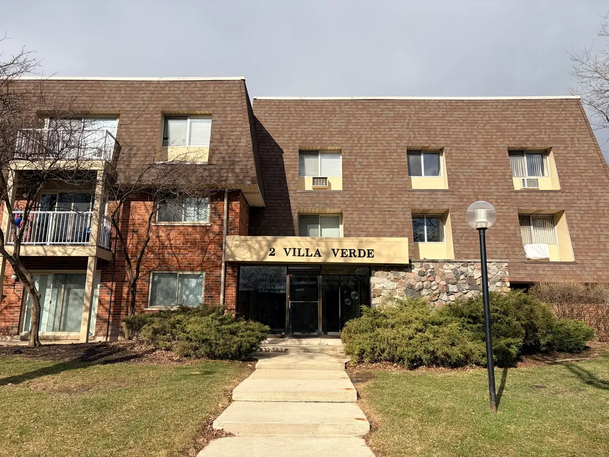 2 Villa Verde Drive #201, Buffalo Grove, IL 60089 - #1