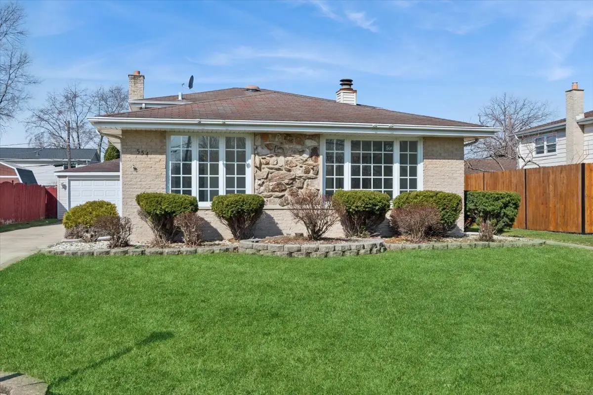 554 N Westwood Avenue, Lombard, IL 60148 - #1