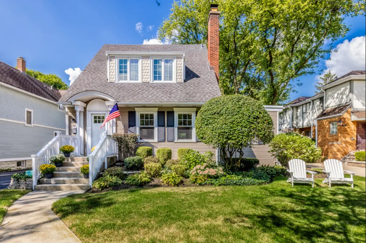 4616 Grand Avenue, Western Springs, IL 60558 - #1