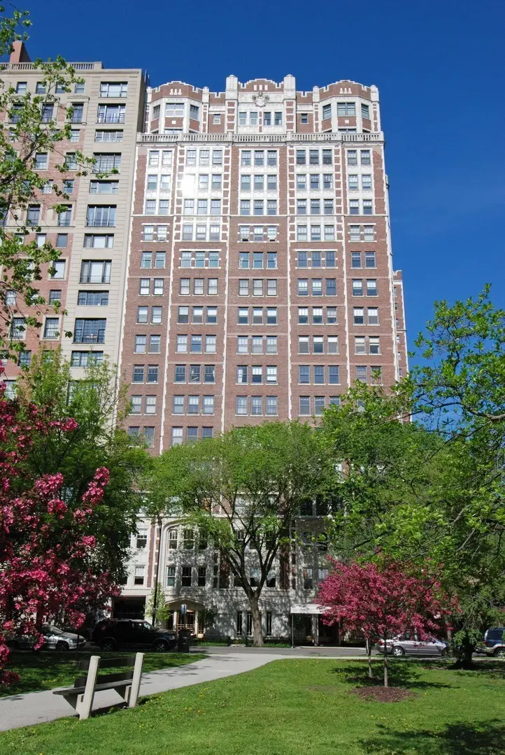 2440 N Lakeview Avenue #11E, Chicago, IL 60614 - #1