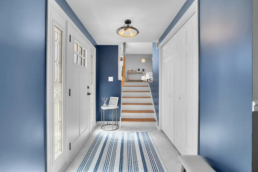 802 Timber Lane, Darien, IL 60561 - #2