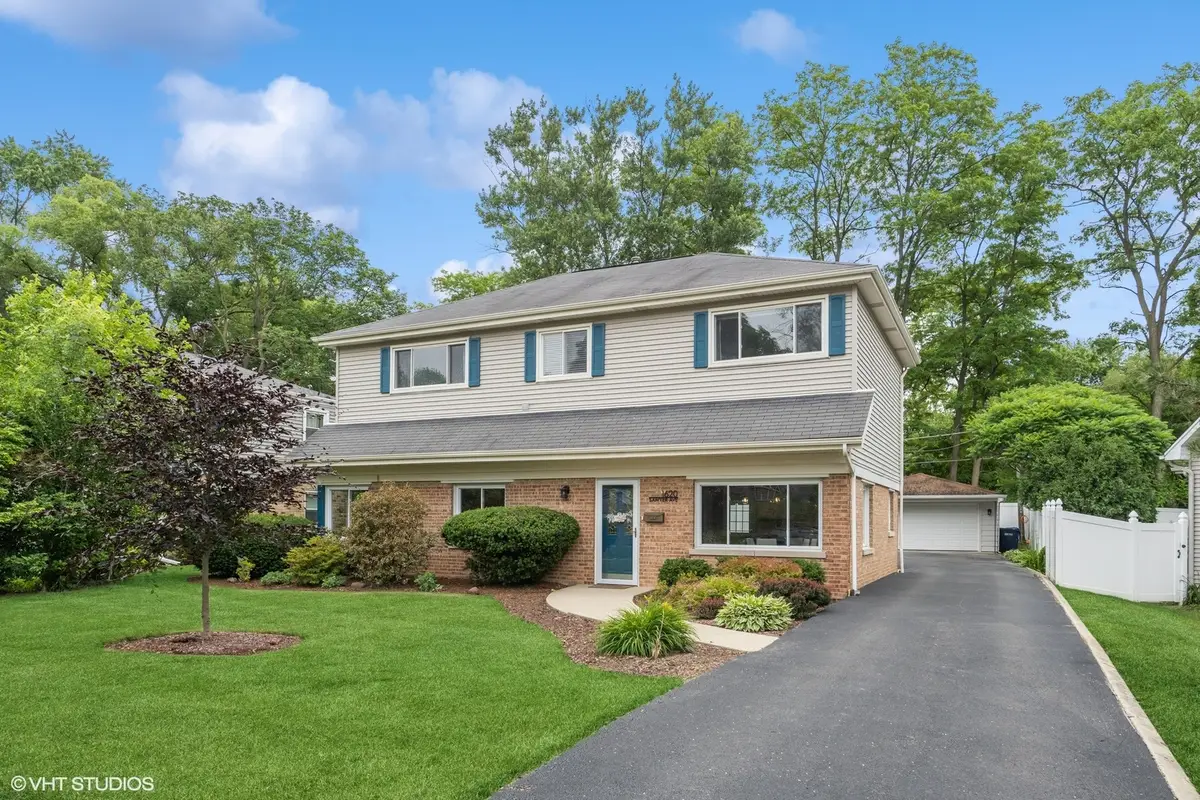 1620 Sawyer Avenue, Glen Ellyn, IL 60137 - #1