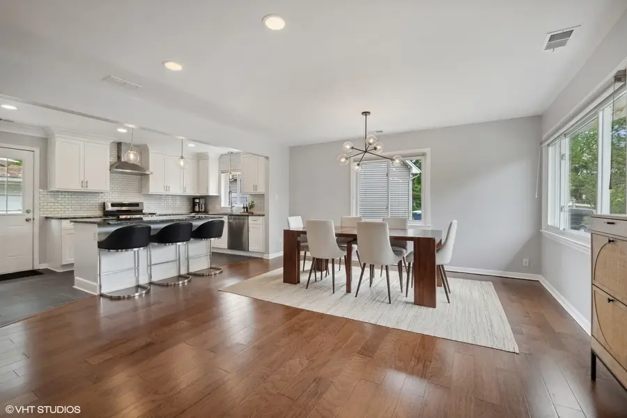 1620 Sawyer Avenue, Glen Ellyn, IL 60137 - #3