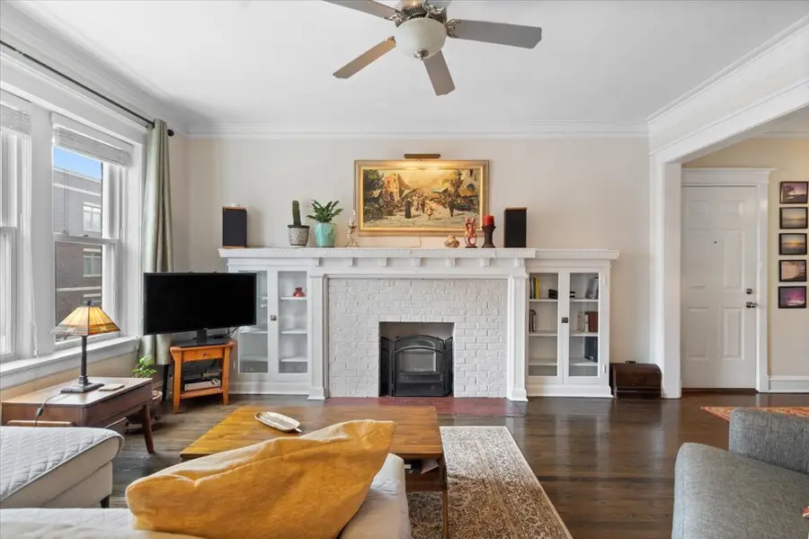 1351 W Sunnyside Avenue #2, Chicago, IL 60640 - #2