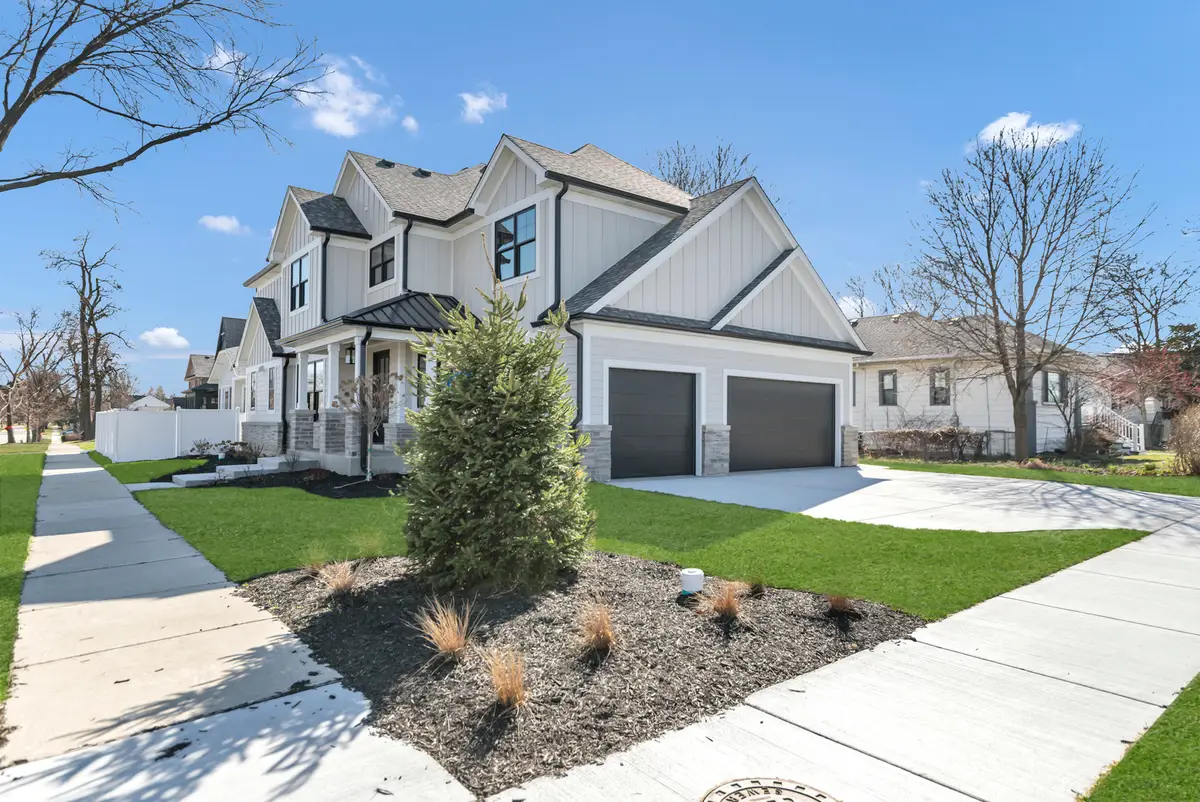 170 W Armitage Avenue, Elmhurst, IL 60126 - #1