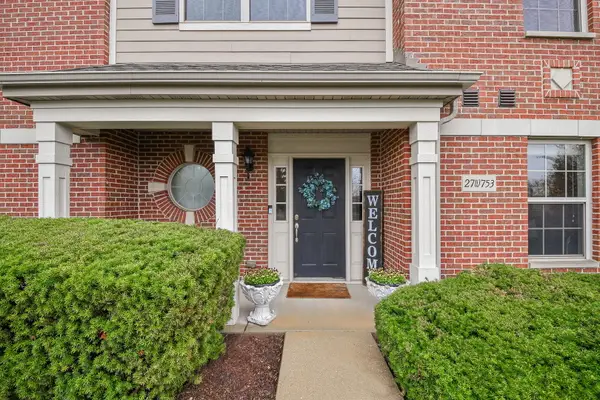 27W753 S Meadowview Drive #1, Winfield, IL 60190