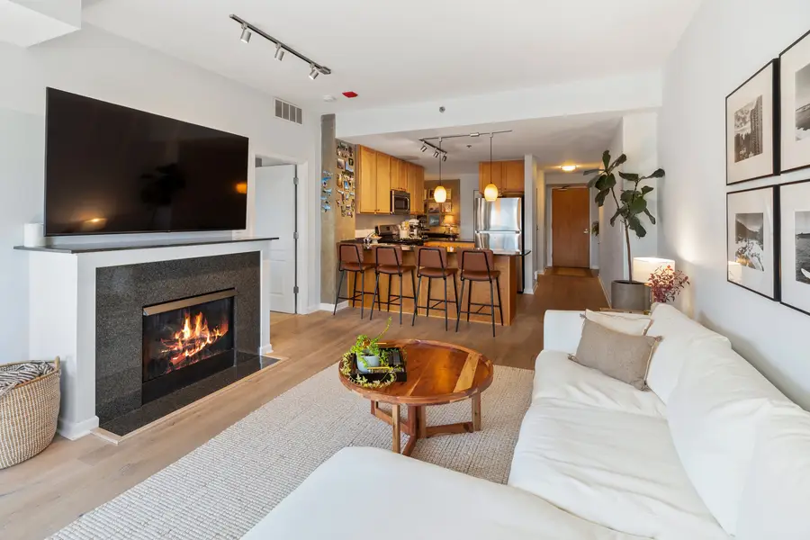 1212 N Wells Street #1602, Chicago, IL 60610 - #2