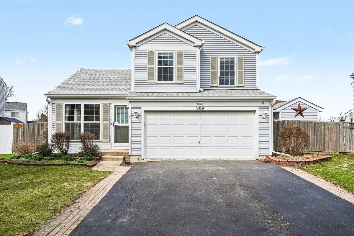 909 Mission Boulevard, Joliet, IL 60436 - #1