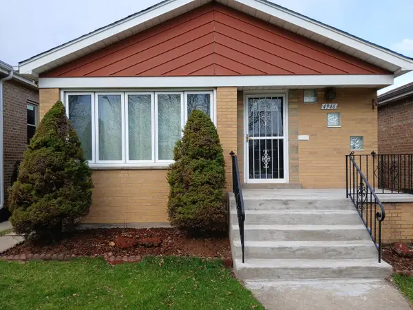 Address Withheld By Seller, Chicago, IL 60638