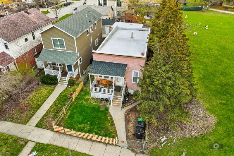 2144 Dewey Avenue, Evanston, IL 60201 - #1