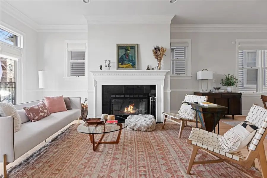 2131 W Melrose Street, Chicago, IL 60618 - #3