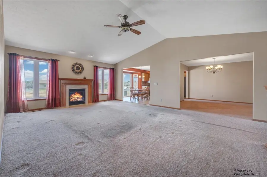 225 Sundance Trail, Capron, IL 61012 - #2