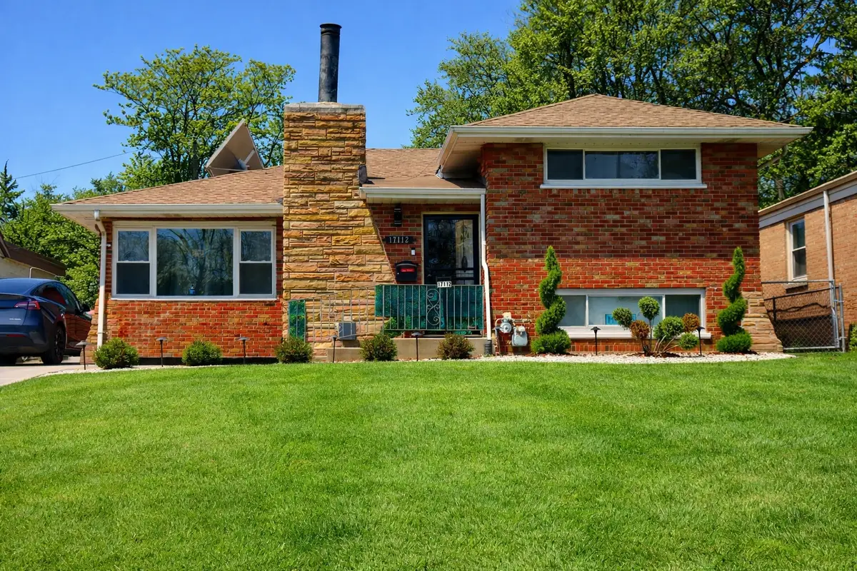 17112 Whittier Avenue, Hazel Crest, IL 60429 - #1
