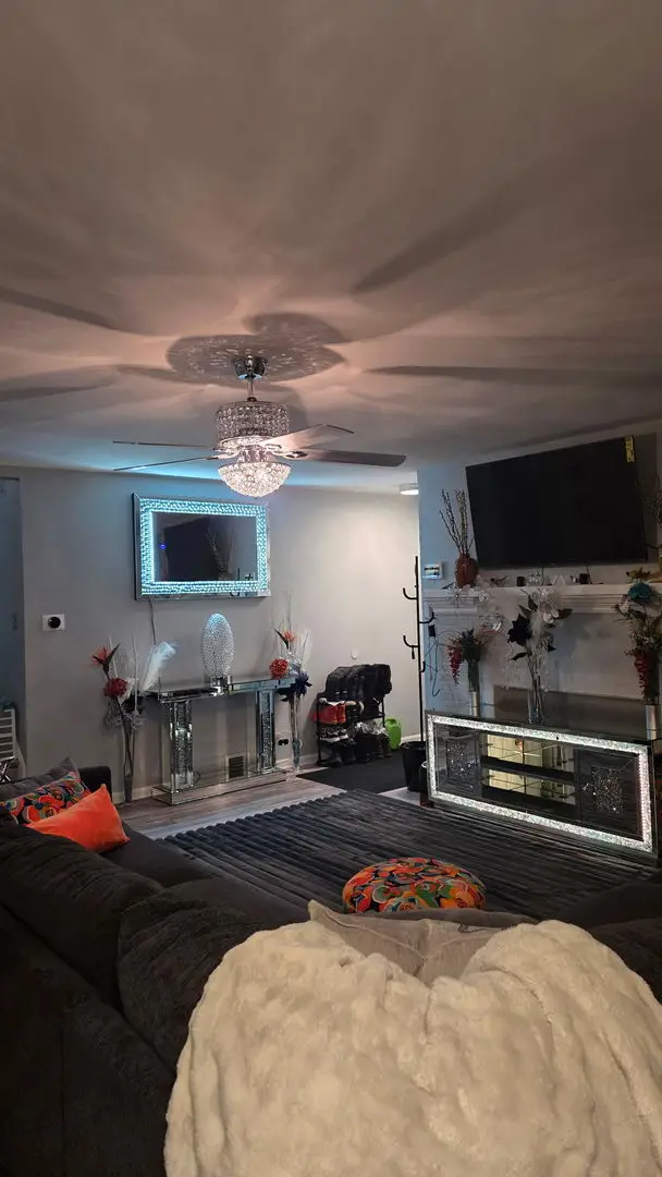 17112 Whittier Avenue, Hazel Crest, IL 60429 - #2