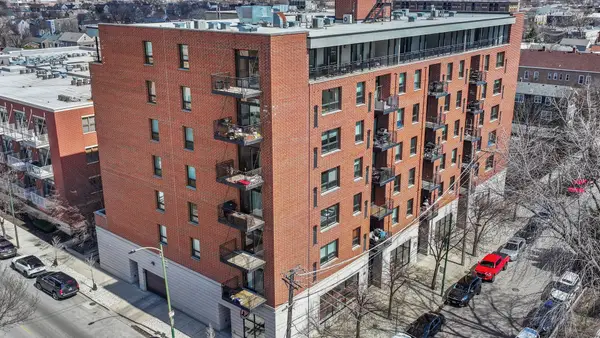 974 W 35th Place #510, Chicago, IL 60609