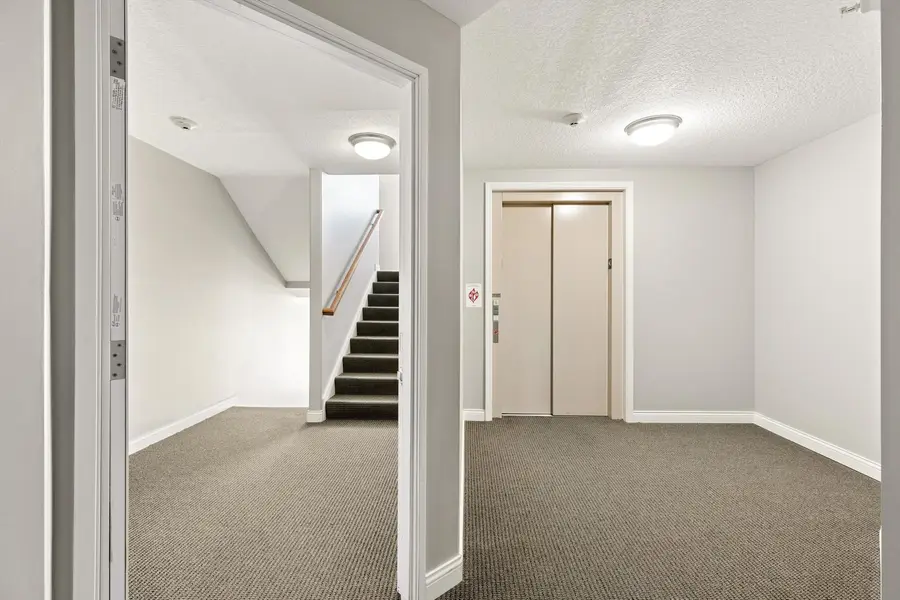 4107 Creek Hill Drive #07, Bettendorf, IA 52722 - #2