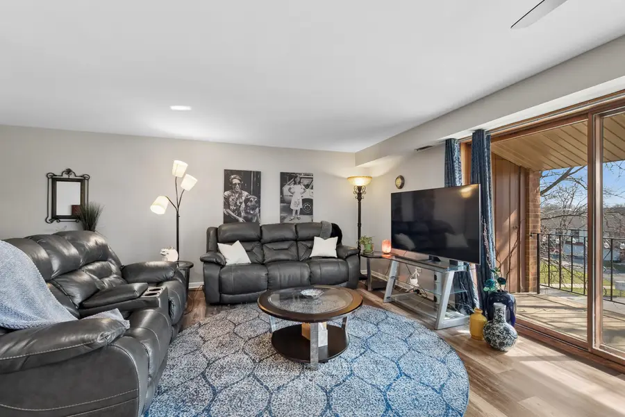 9906 Shady Lane #3SW, Orland Park, IL 60462 - #2