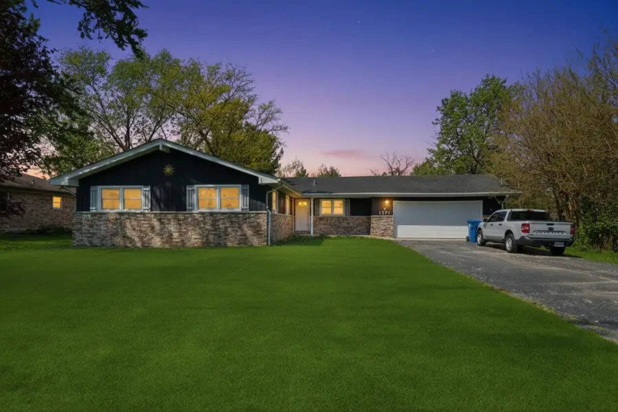 1271 Edmonds Avenue, New Lenox, IL 60451 - #2