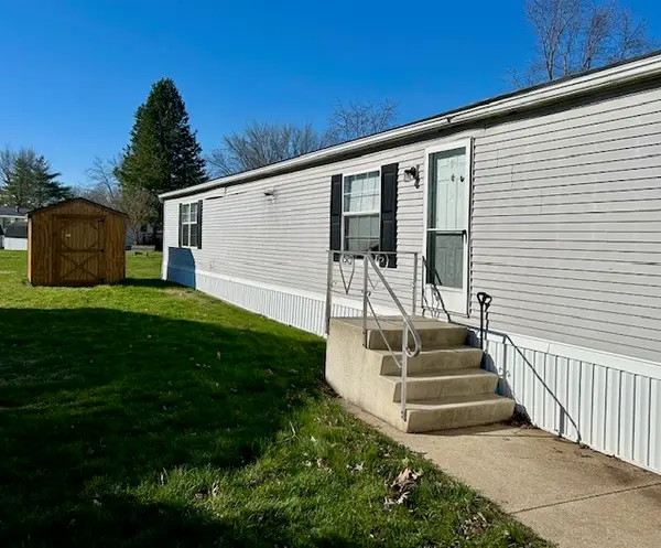 2040 Constitution Avenue, Urbana, IL 61802