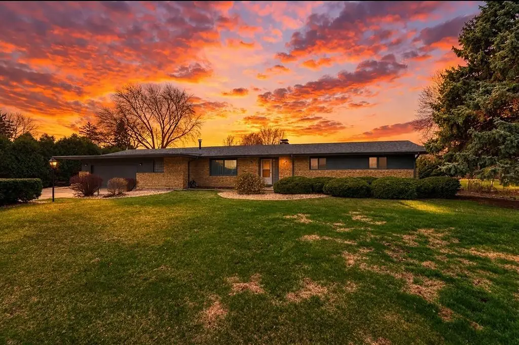 407 Farmington Avenue, Joliet, IL 60435 - #1