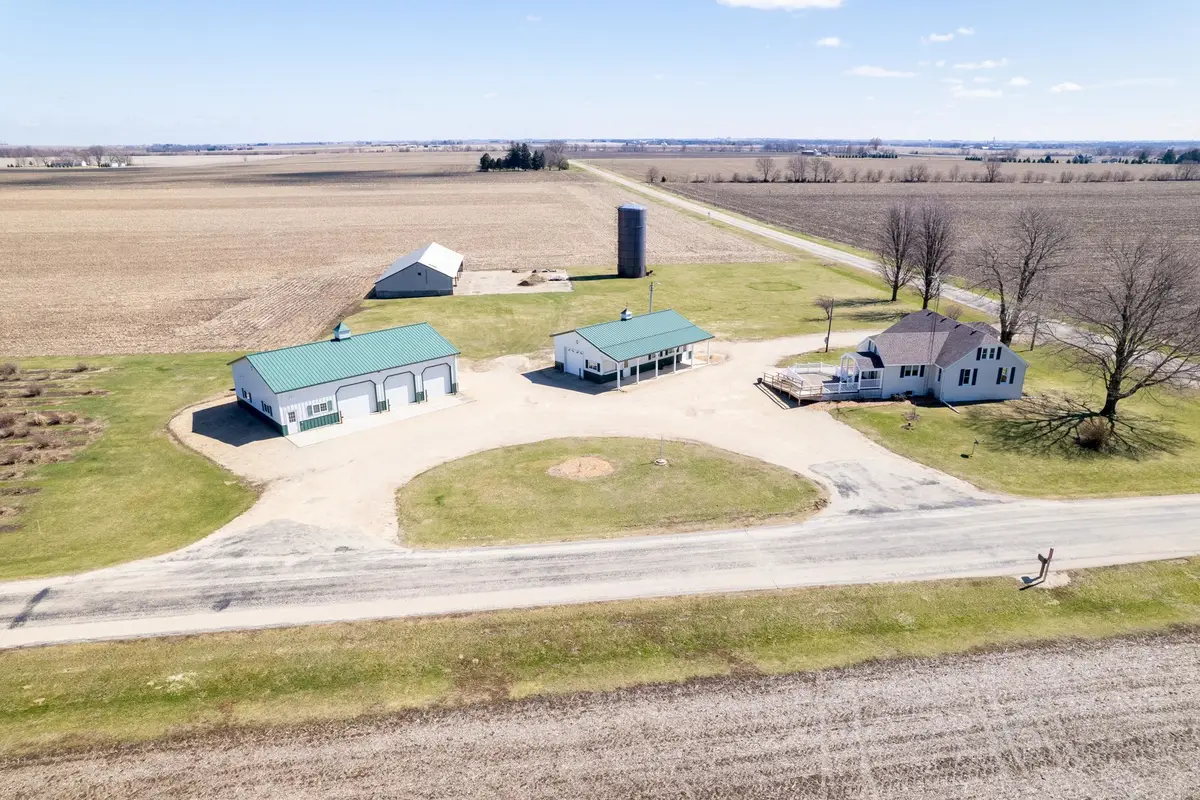 3405 S White Rock Road, Rochelle, IL 61068 - #1