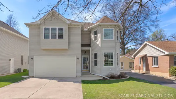 520 S Wisconsin Avenue, Villa Park, IL 60181