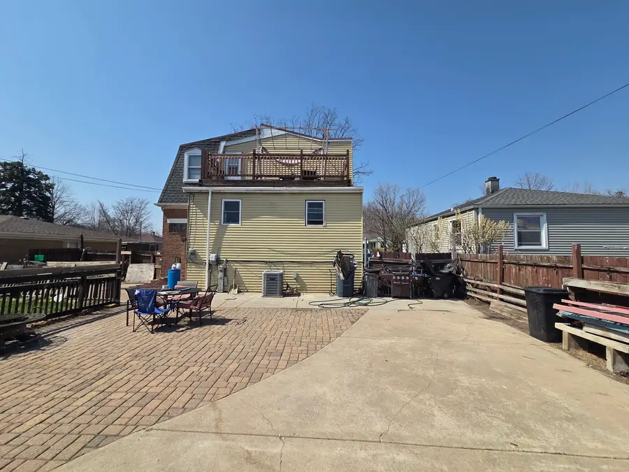 4521 Wisconsin Avenue, Forest View, IL 60402 - #3