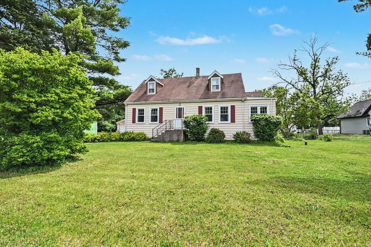 8901 Elm Avenue, Burr Ridge, IL 60527 - #1