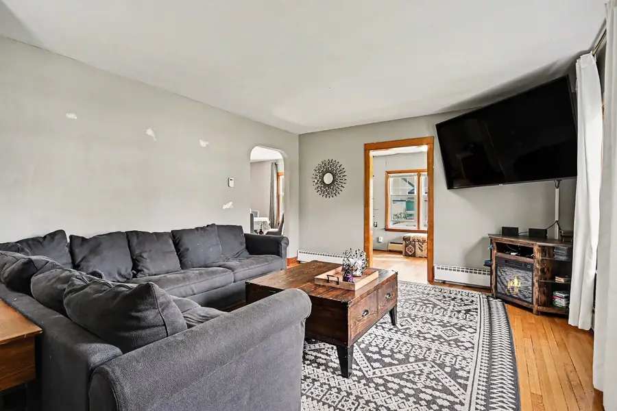 8901 Elm Avenue, Burr Ridge, IL 60527 - #3