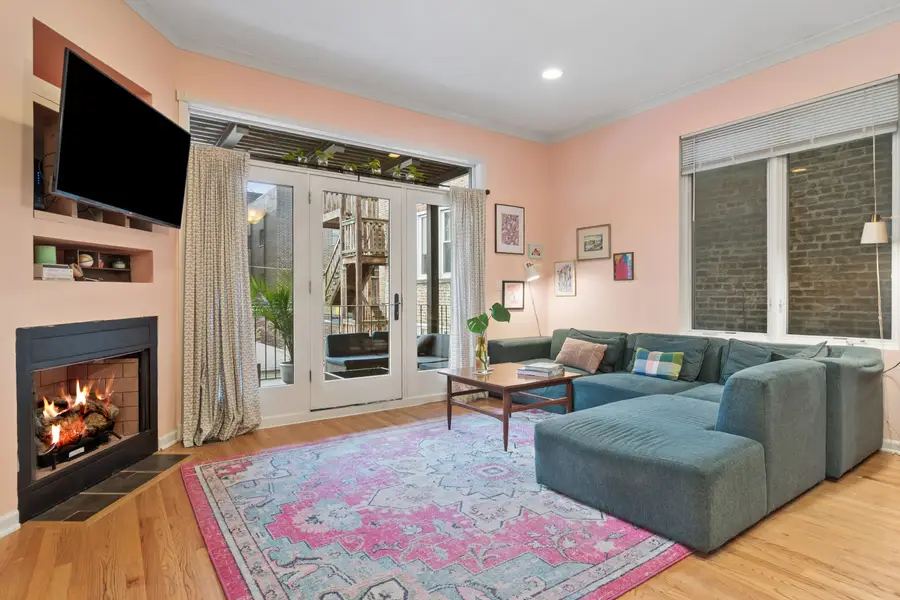 1234 W Winnemac Avenue #4, Chicago, IL 60640 - #2