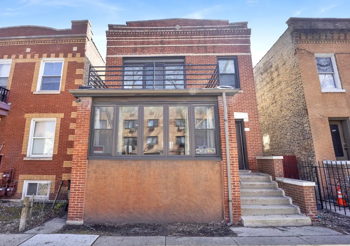 7223 N Damen Avenue, Chicago, IL 60645 - #1