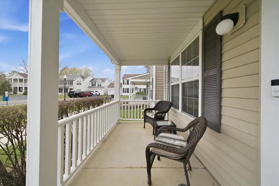 1615 Victoria Park Circle, Aurora, IL 60504 - #2