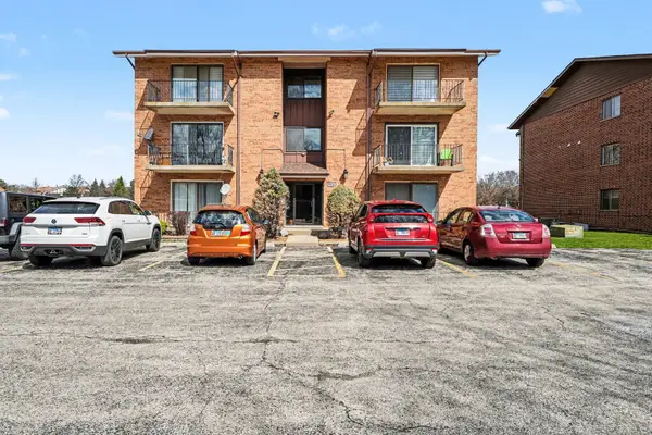 9826 Treetop Drive #2W, Orland Park, IL 60462