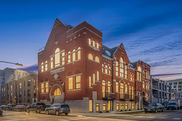 505 W Elm Street #105, Chicago, IL 60610